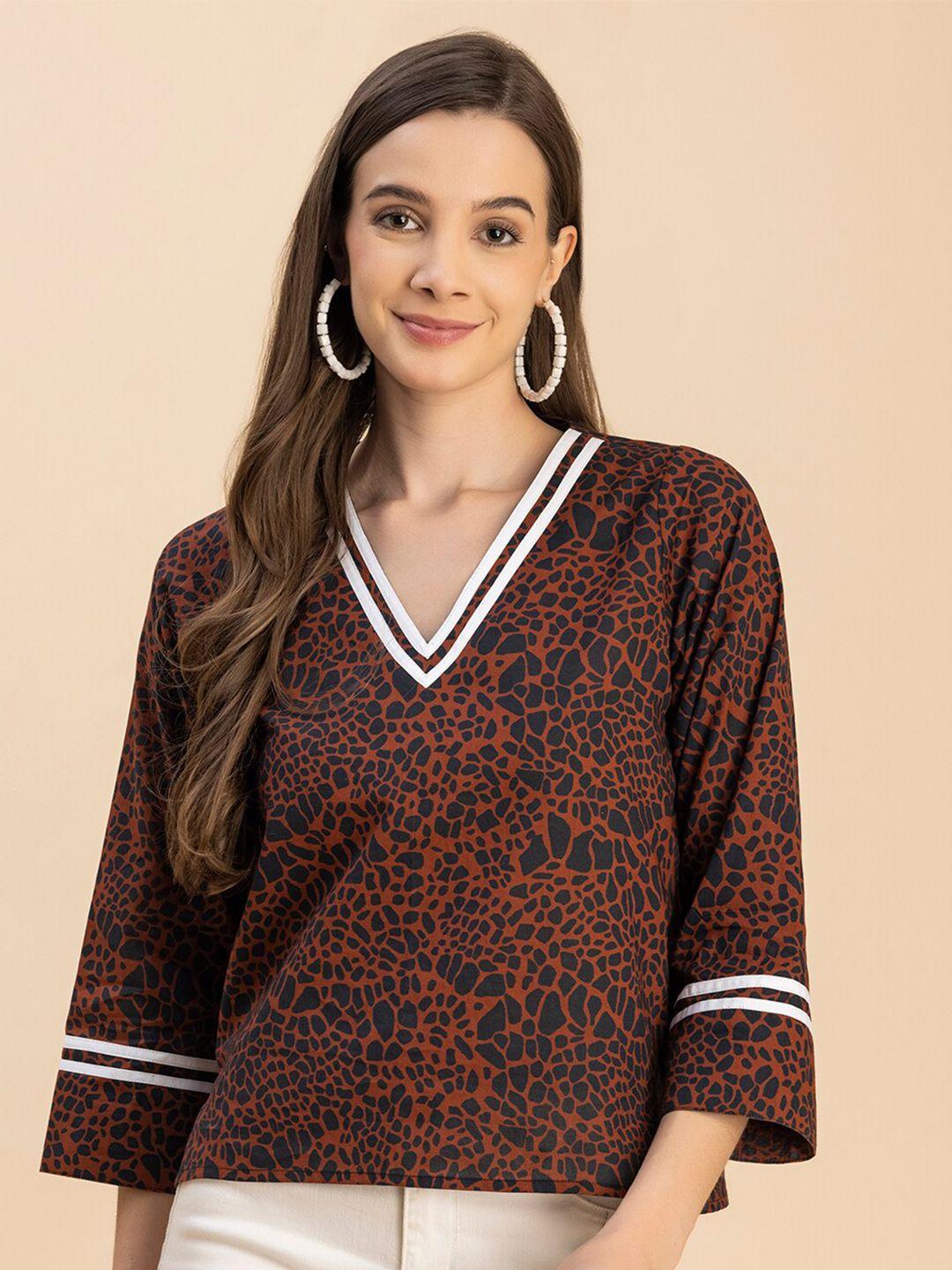 moomaya animal printed v neck cotton top