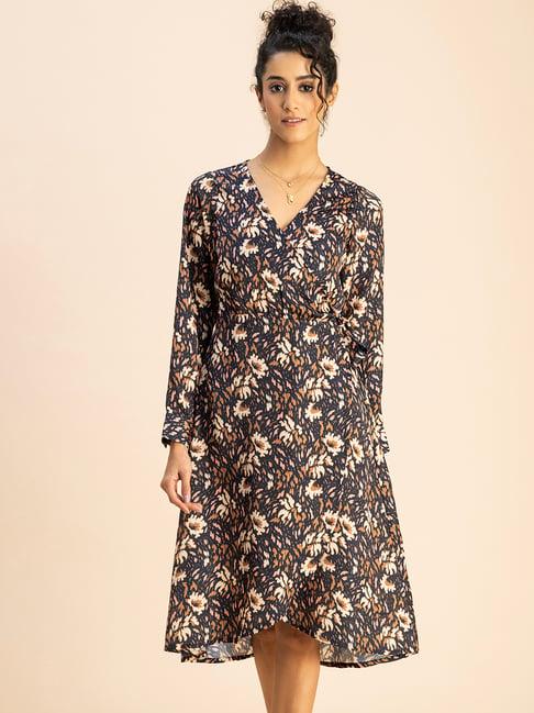 moomaya navy & white floral print wrap dress