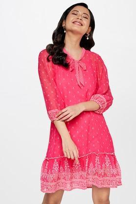 motif round neck polyester women's flared fit knee length dress - pink