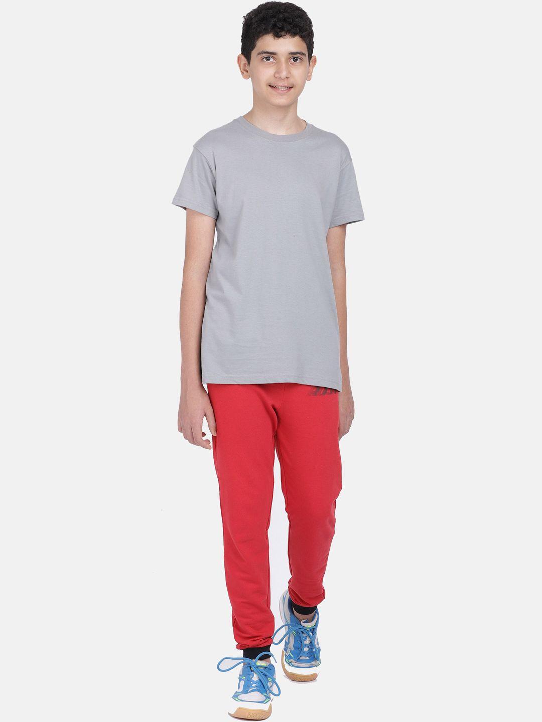 mtb boys red solid slim fit joggers