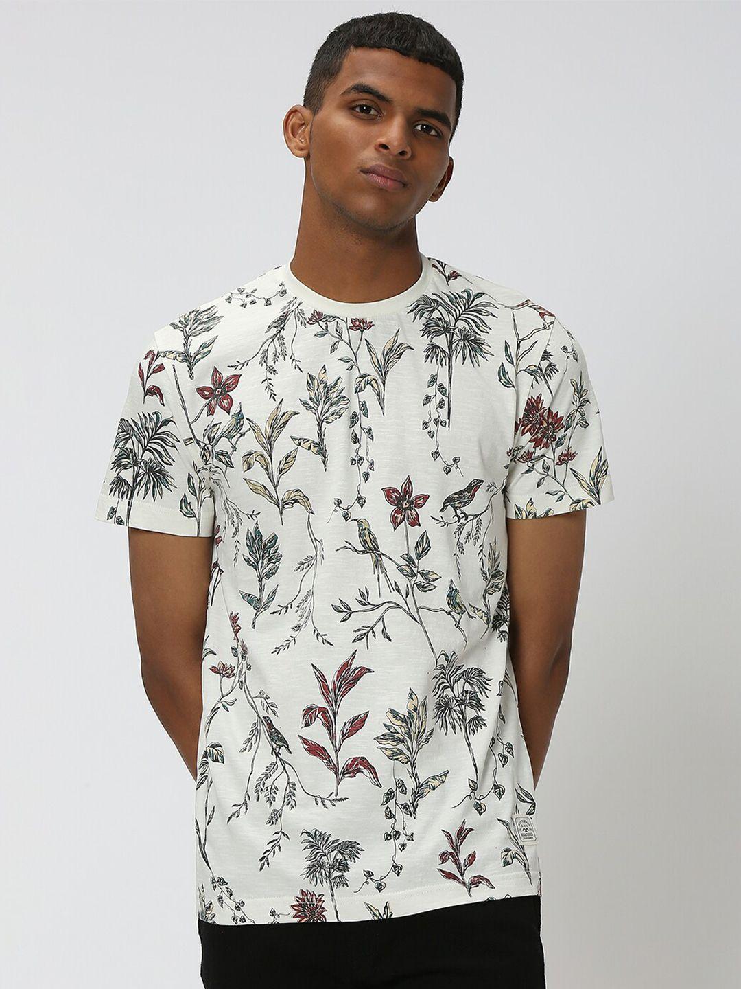 mufti men off white & light silver floral printed pockets slim fit t-shirt