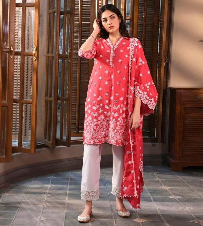 mulmul irsia kurta with with floral chemical lace pants with farrin dupatta