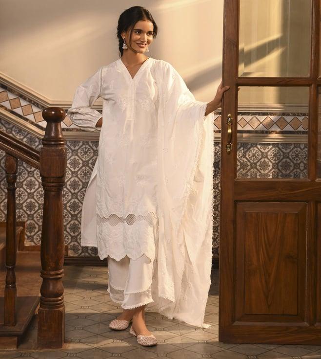 mulmul white mulmul cotton giti set with kimia dupatta