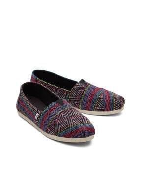 multi-coloured lightweight slip-ons