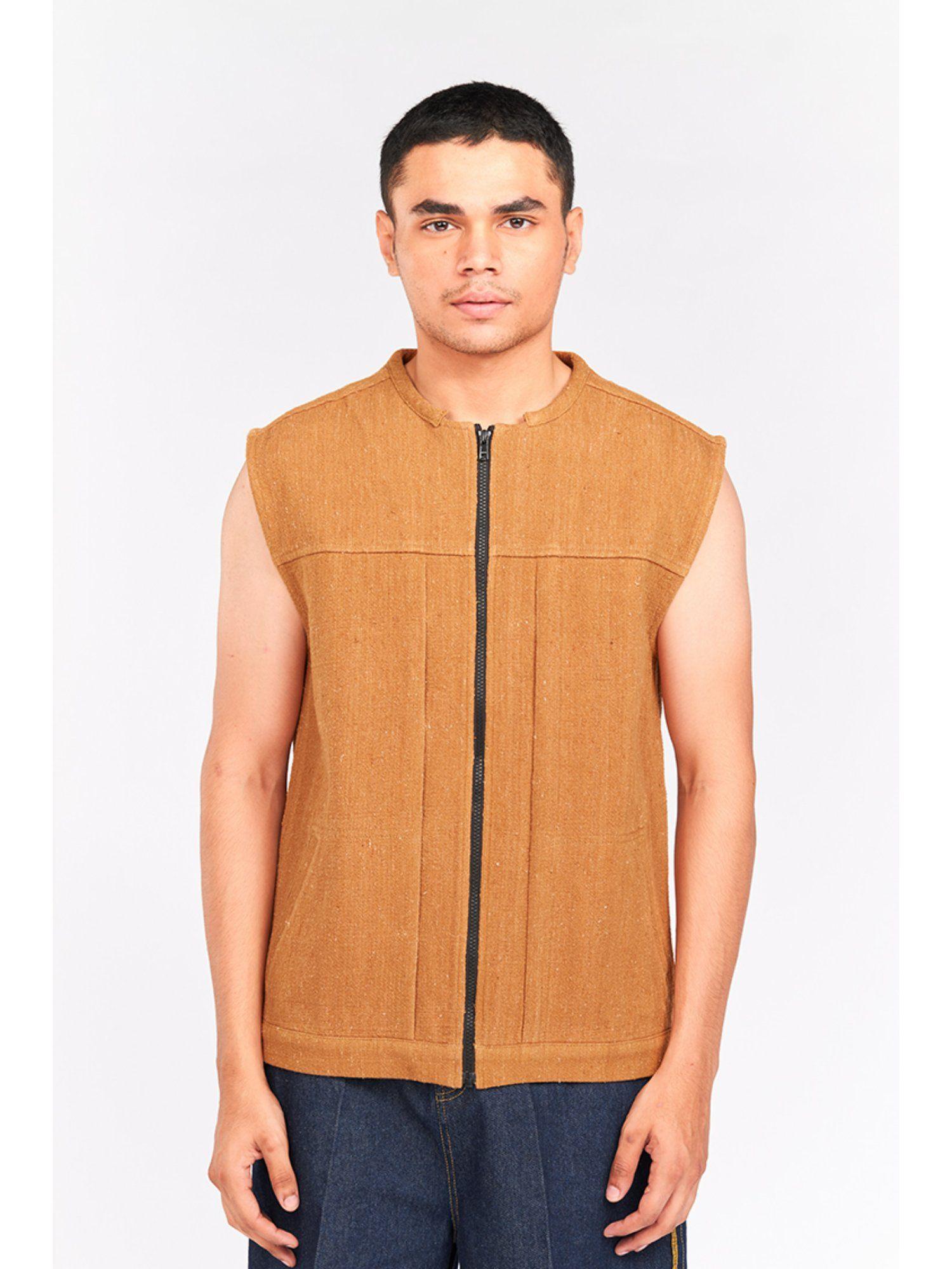 mustard instructor gilet