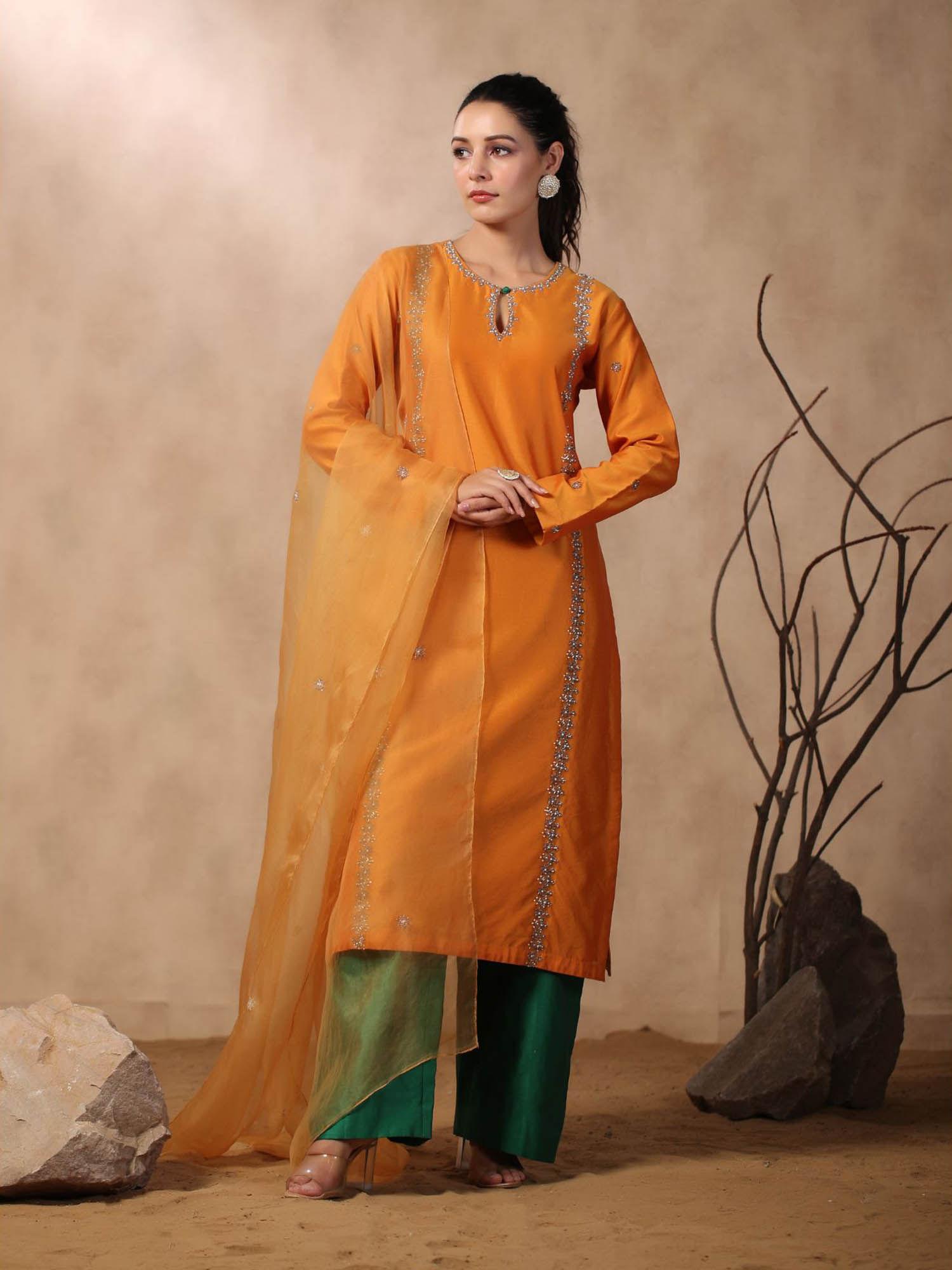 mustard kurta paired with pants and dupatta (set of 3)