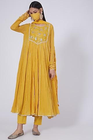 mustard sequins embroidered crinkled anarkali set with mask