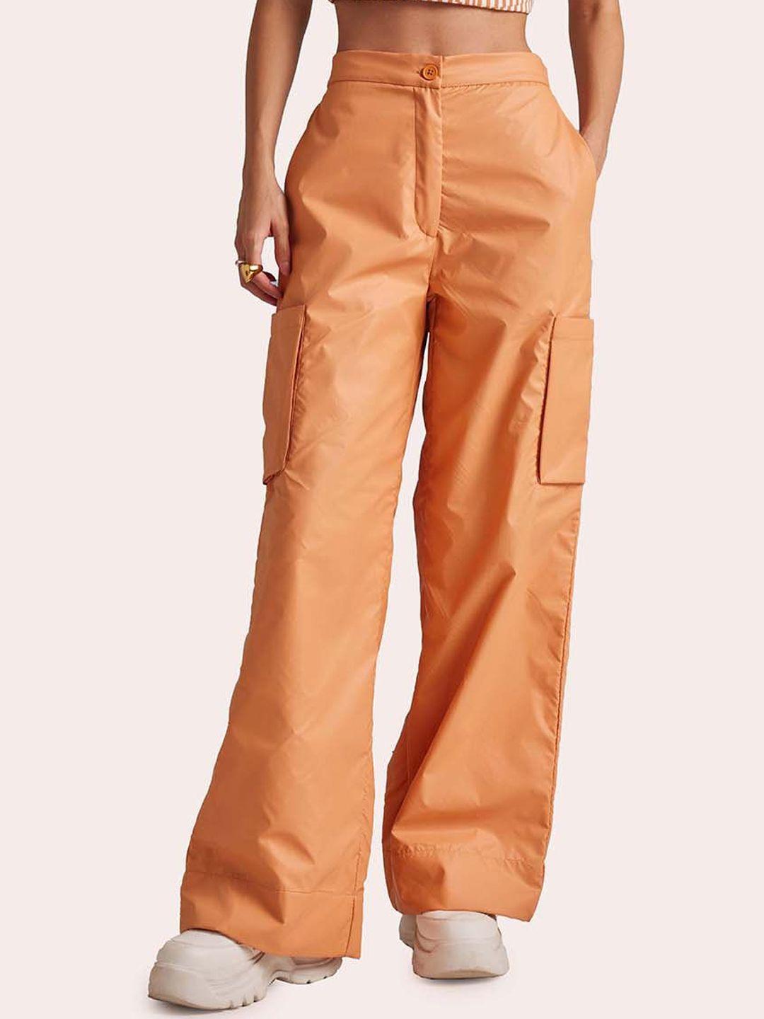 muvazo mid rise flared fit track pant