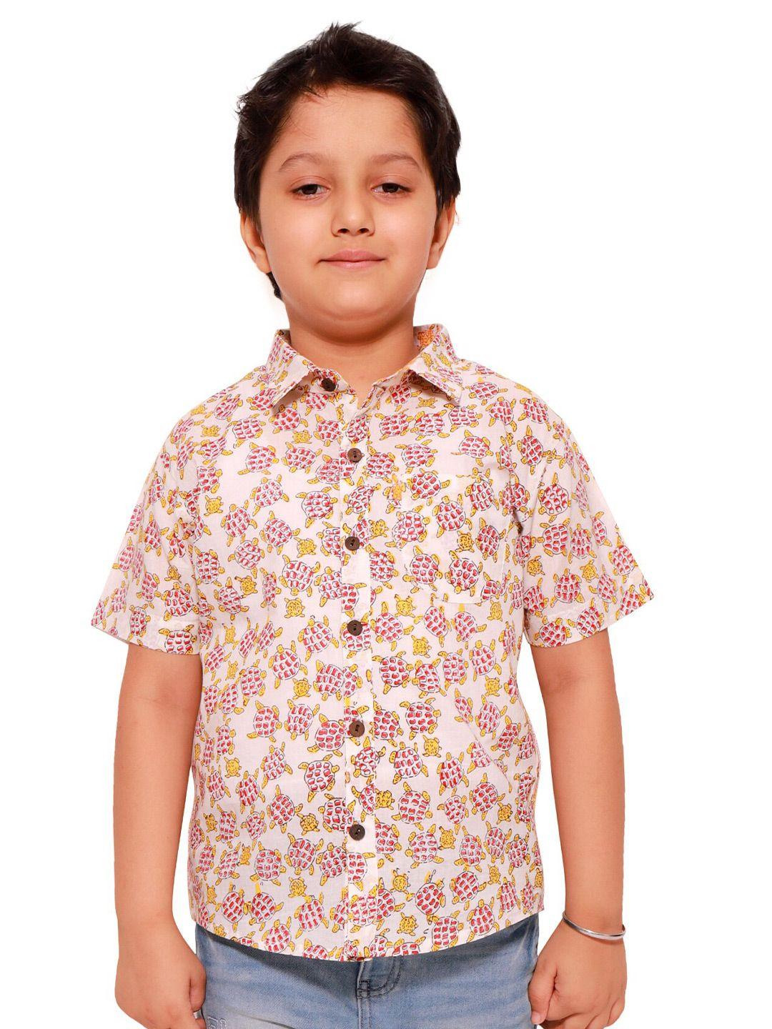 my little lambs boys red classic animal printed pure cotton casual shirt