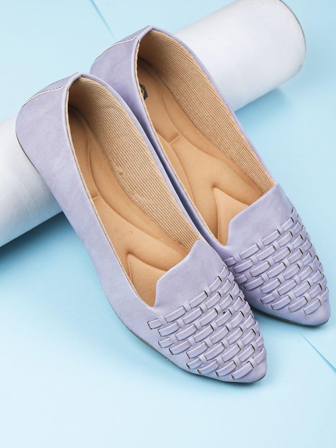 myra women pointed toe woven design ballerinas