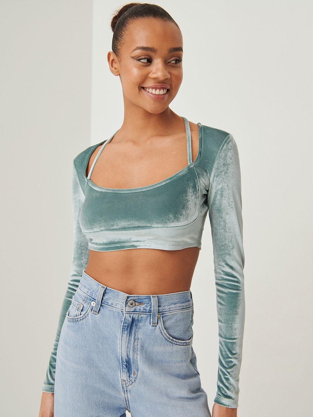 na-kd green solid velvet crop top