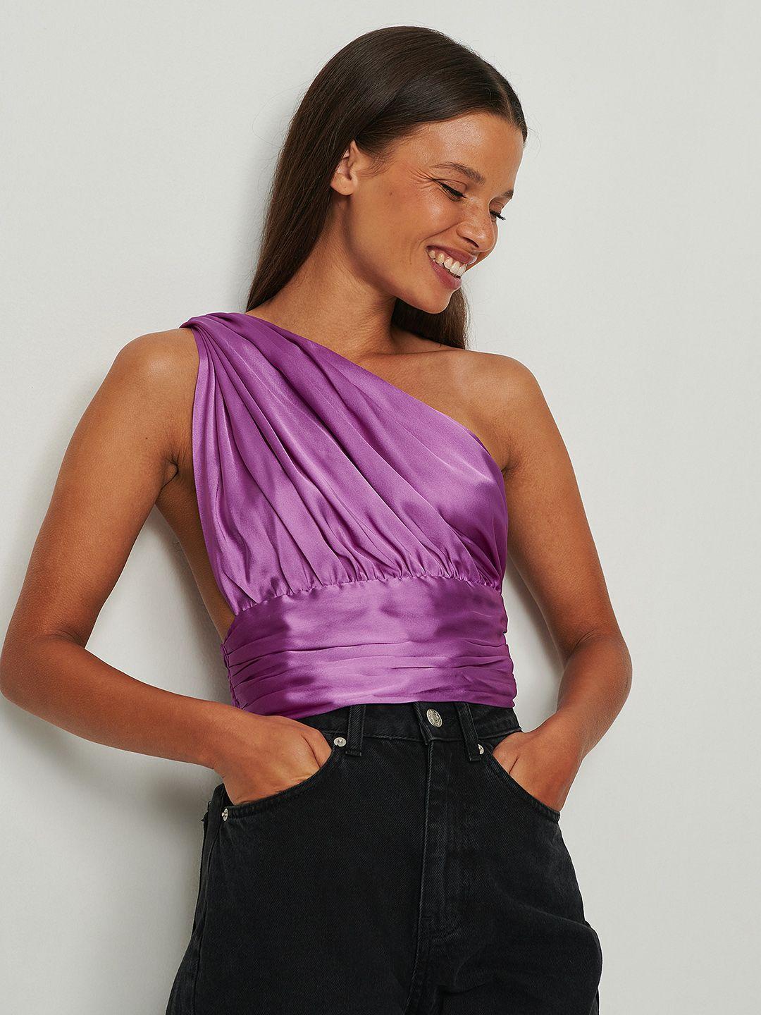 na-kd purple solid satin one shoulder crop top