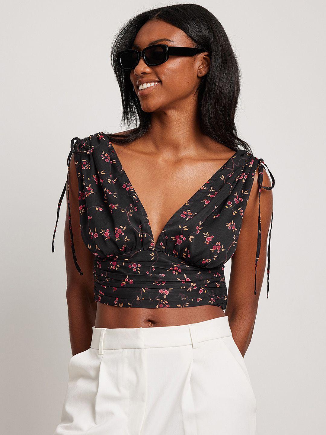 na-kd ruched detail floral printed crop top