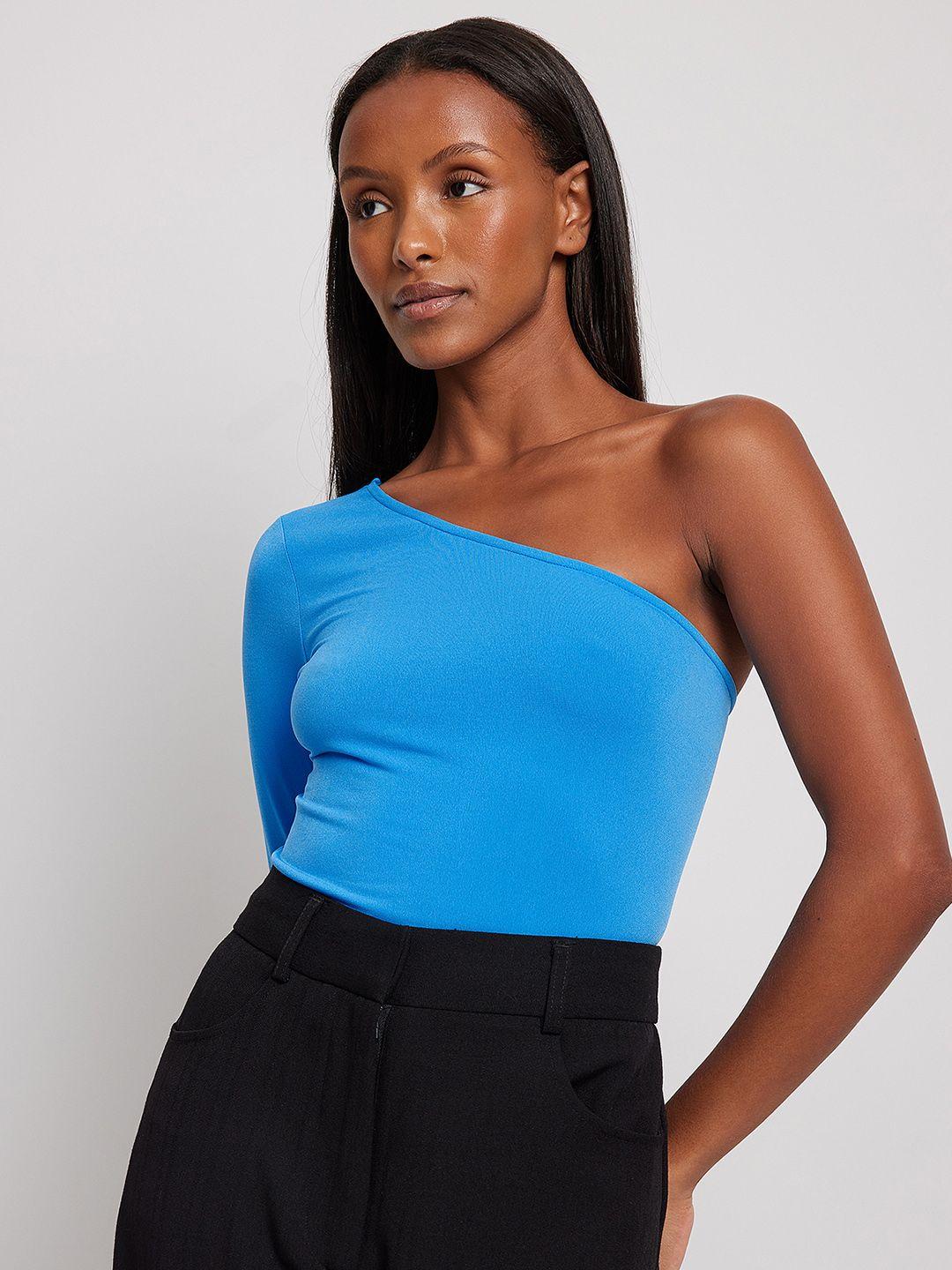 na-kd women blue solid one shoulder styled back top