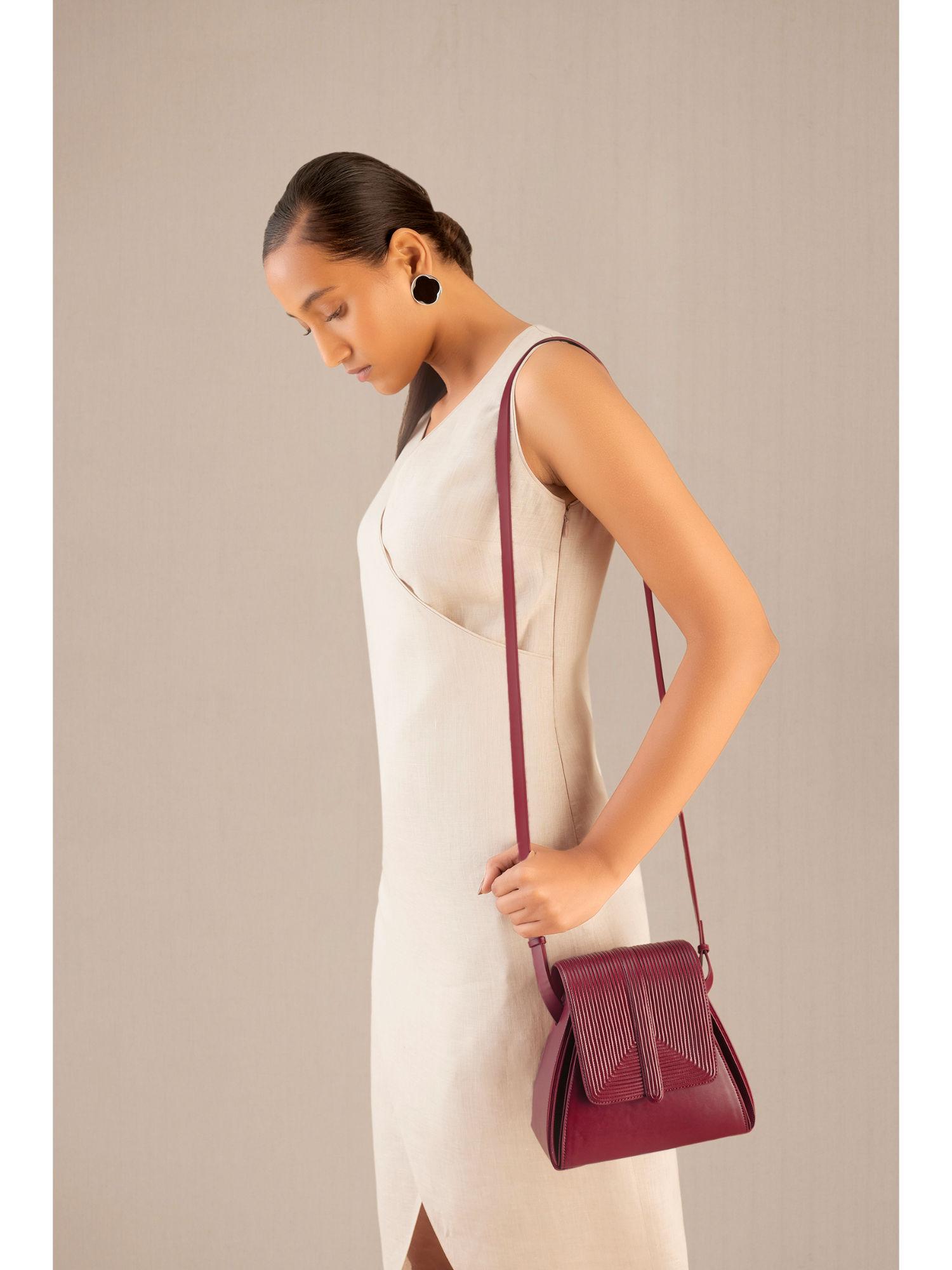 naia shoulder bag maroon