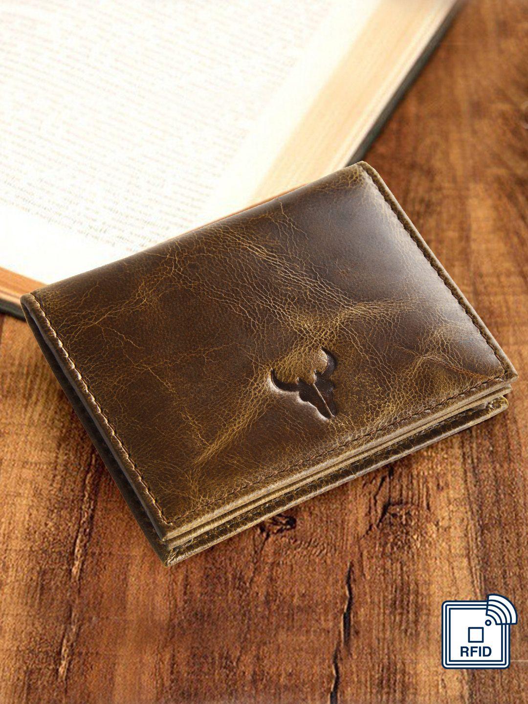 napa hide men brown textured two fold leather wallet