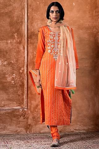 narangi embroidered kurta set