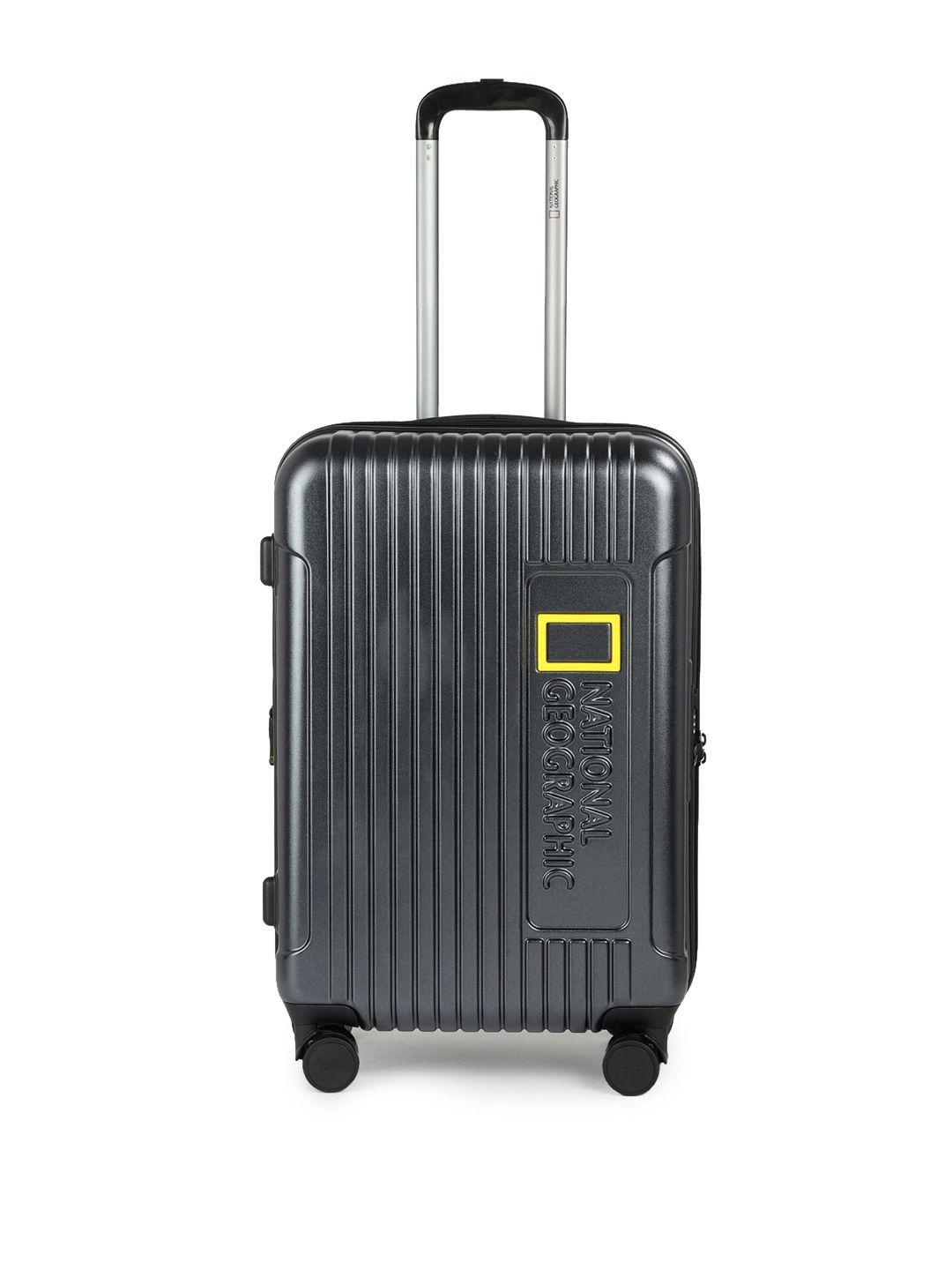 national geographic unisex black patterned canyon 71 l medium trolley suitcase