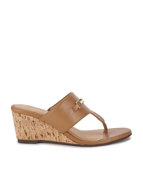 naturalizer by bata women's beige thong wedges