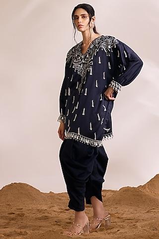 navy blue chanderi silk embellished kaftan set