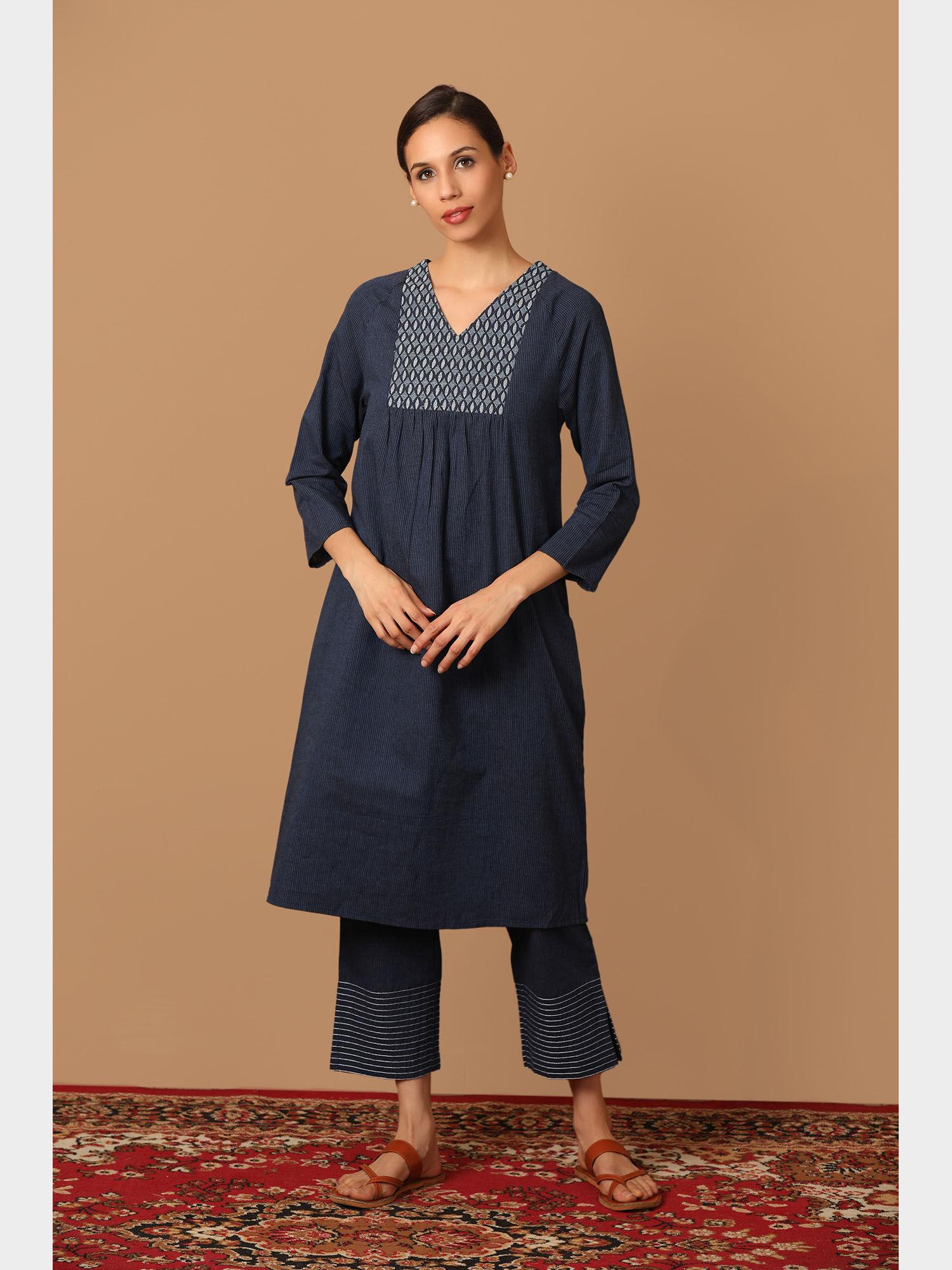 navy blue embroidered loose-fit kurta (set of 2)