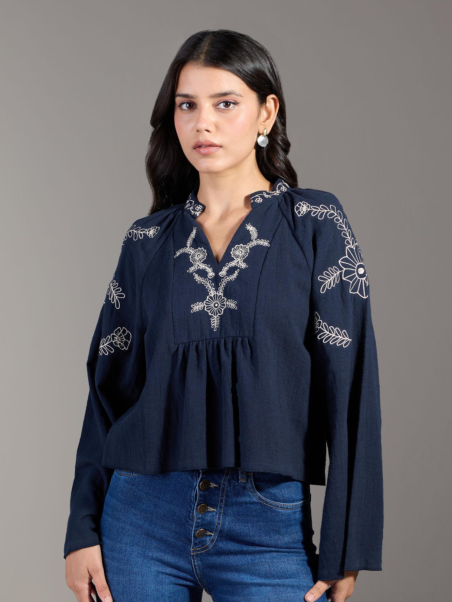 navy blue embroidered v neck flared sleeves crop top