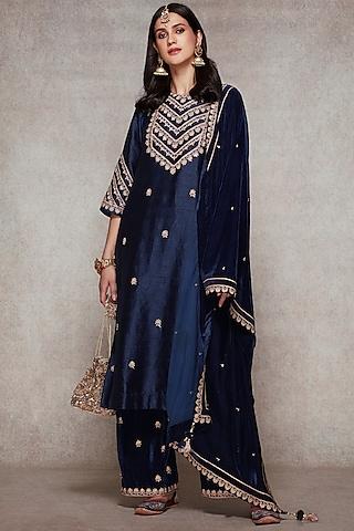 navy blue embroidered velvet kurta set