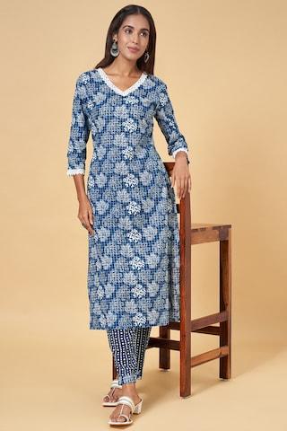 navy print casual 3/4th sleeves v neck women regular fit  pant kurta set