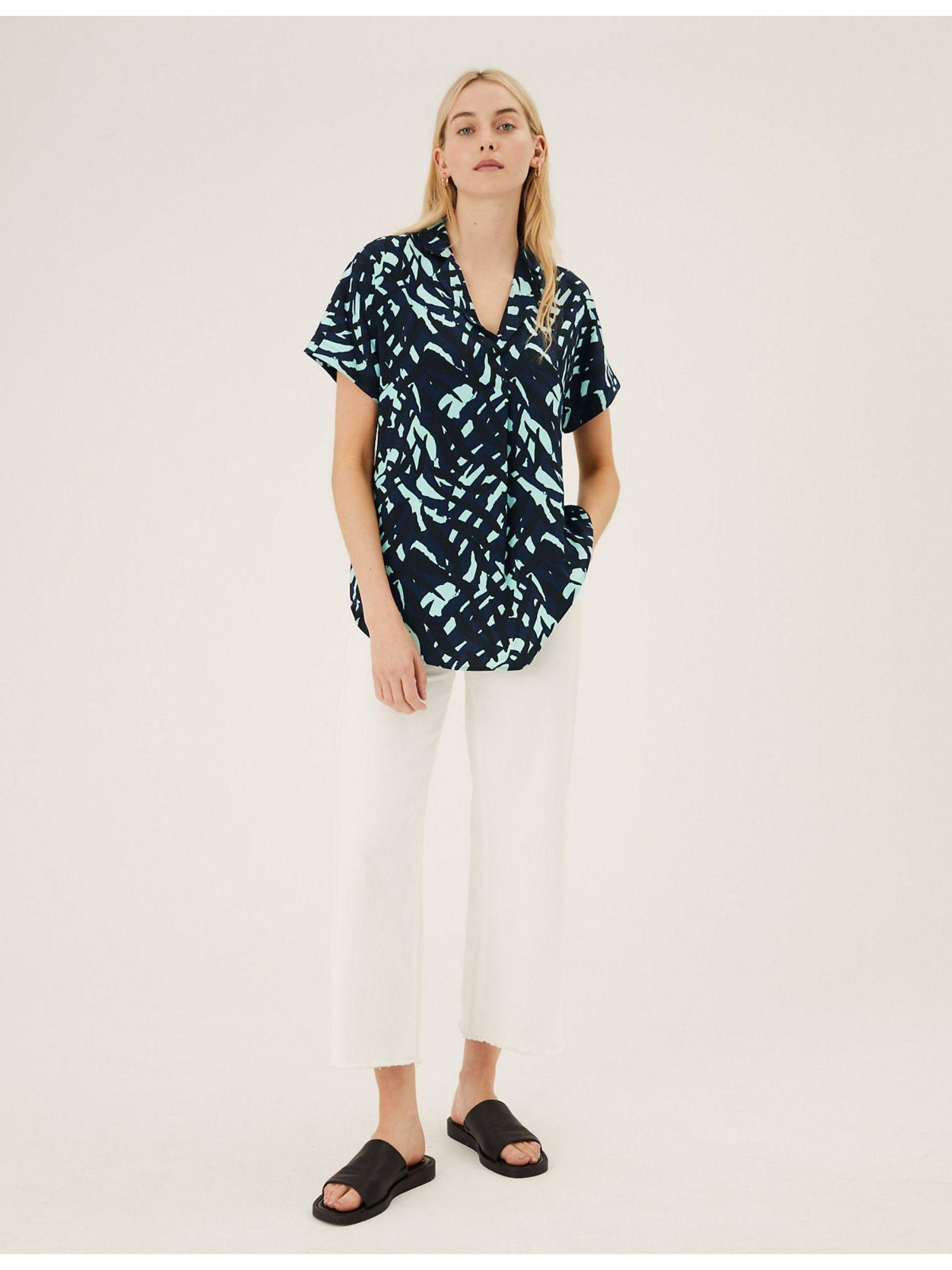 navy printed short sleeve popover blouse