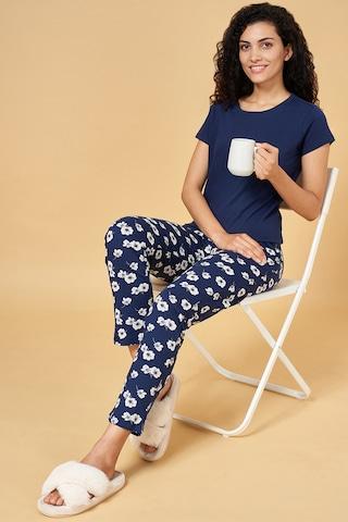 navy printeded round neck short sleeves women regular fit t-shirt & pyjama set