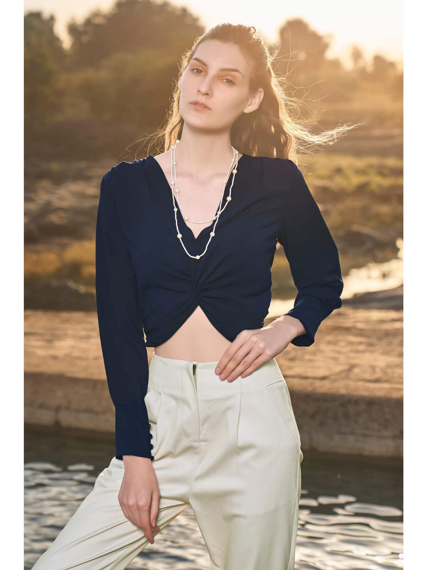 navy solid cropped twisted knot top