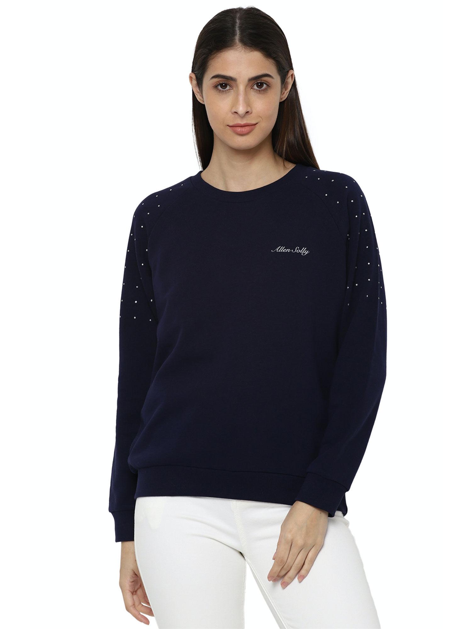 navy sweatshirt