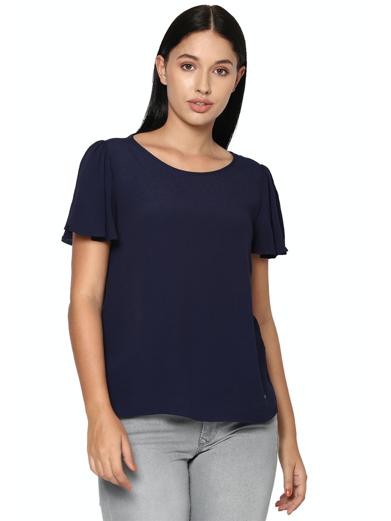 navy top