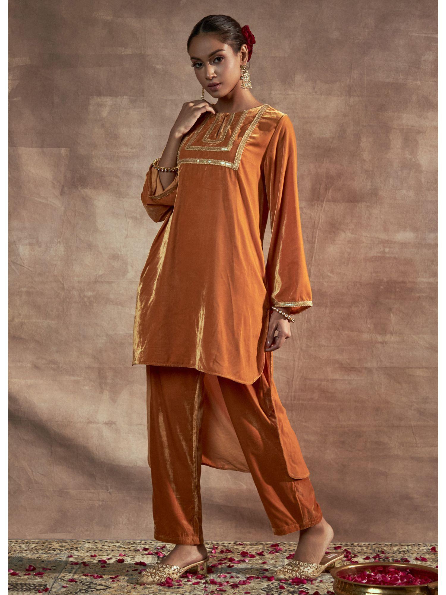 nayaab mustard high low kurta