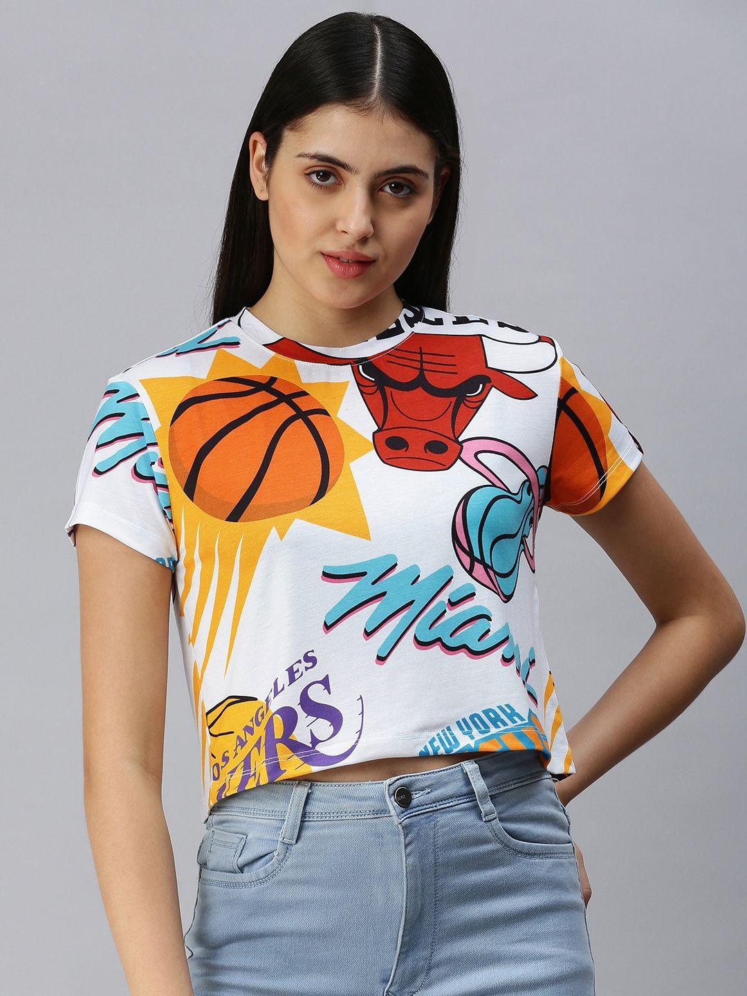 nba women white & mustard yellow logo mash printed cotton crop t-shirt