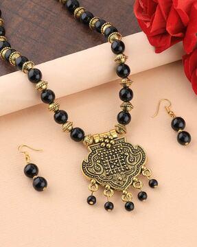 necklace & earings set with beaded