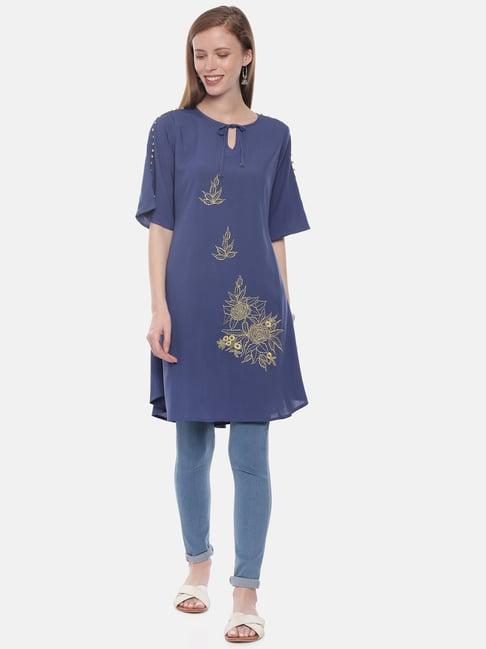 neeru's blue embroidered a line kurta