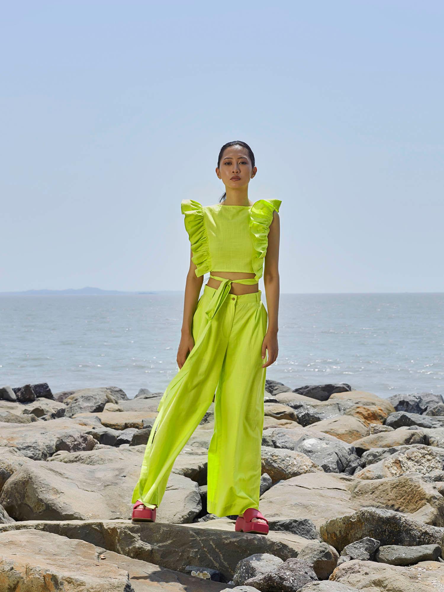 neon green overlap co-ord (set of 2)