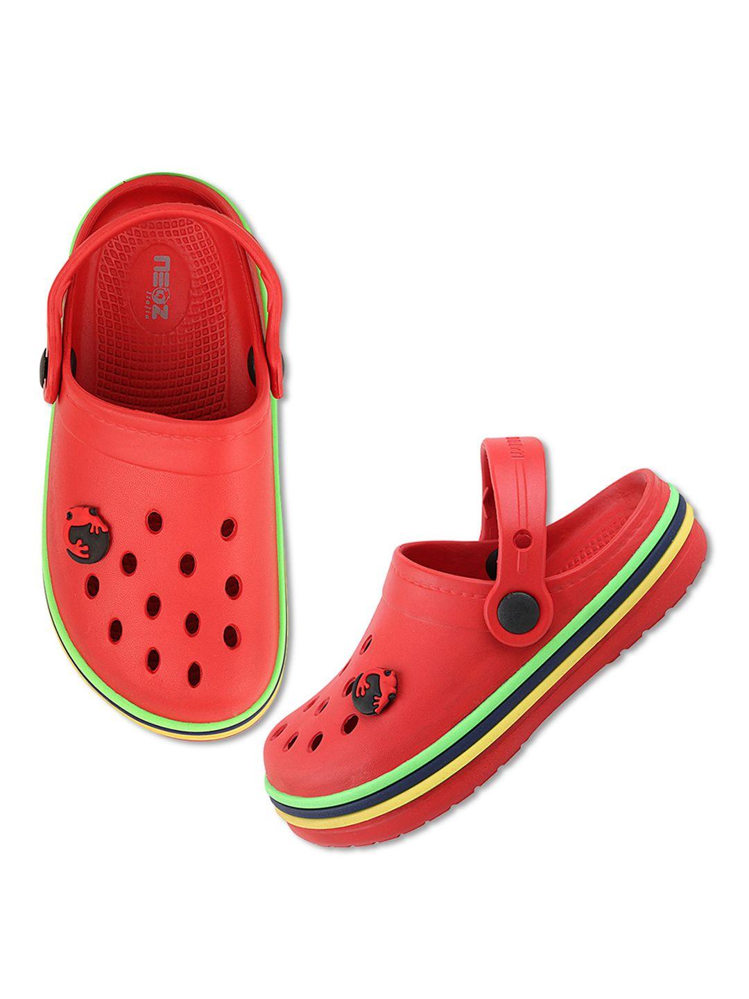 neoz boys red & black rubber clogs