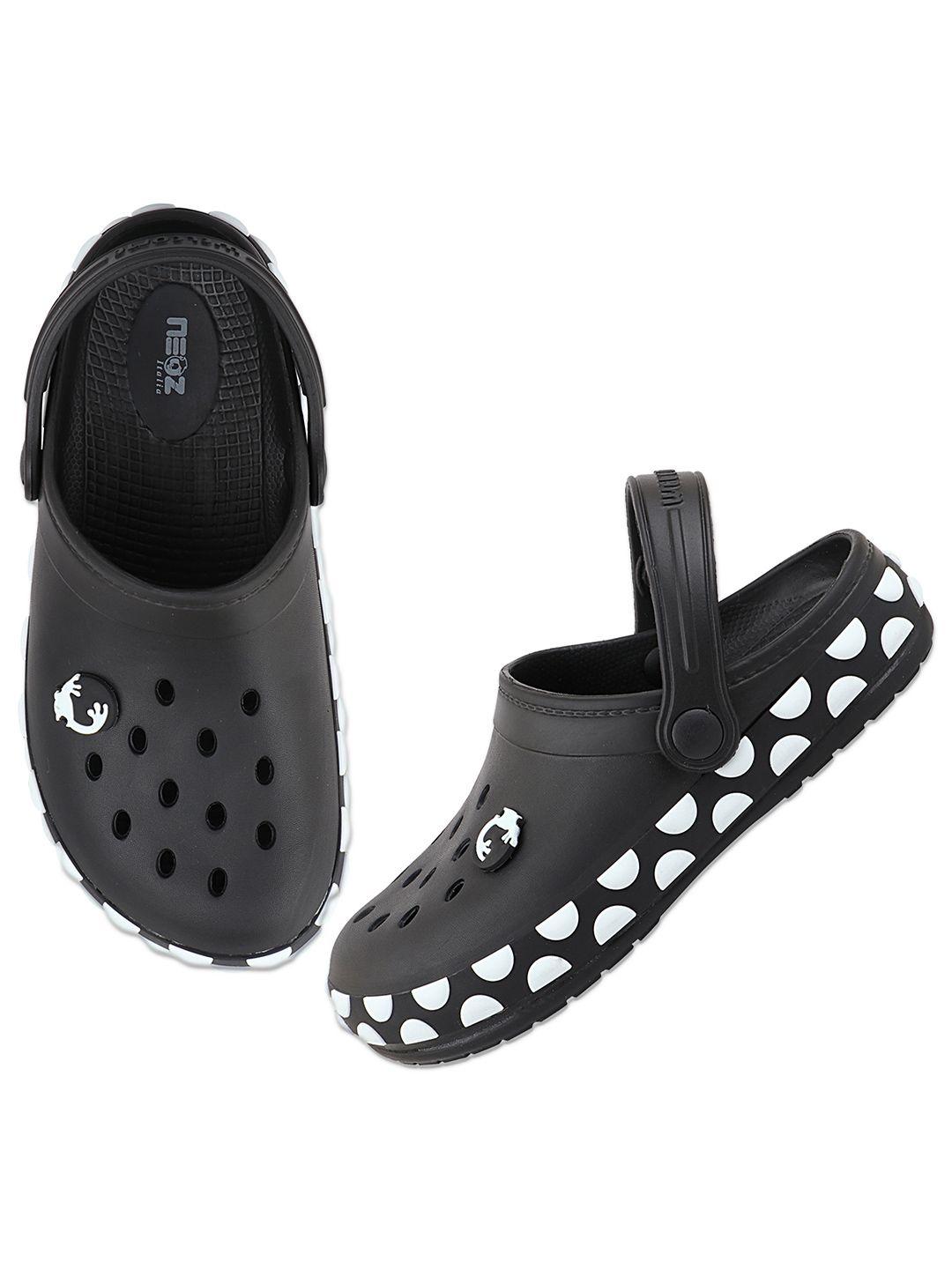 neoz girls black self design clogs