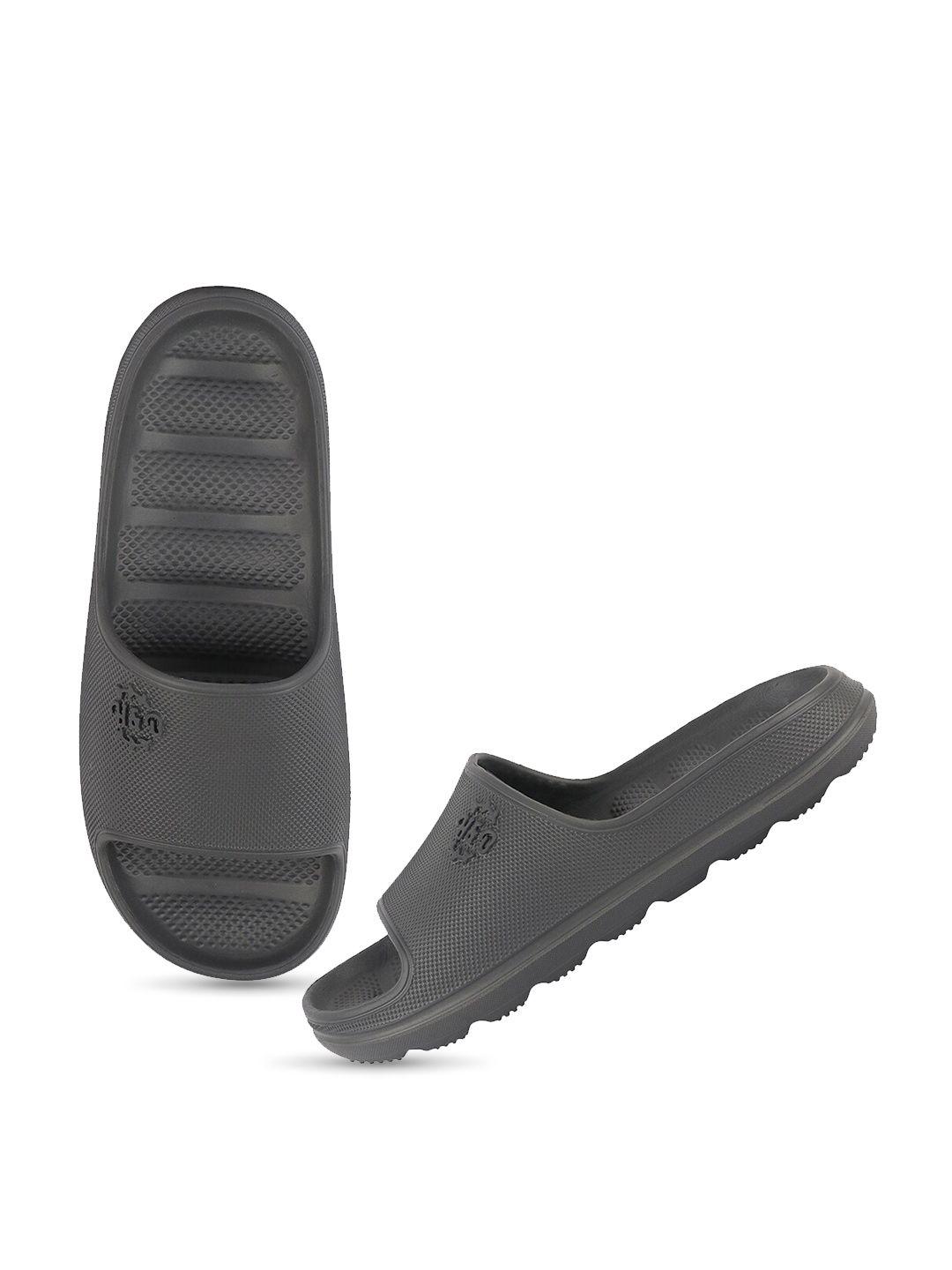 neoz kids textured rubber sliders