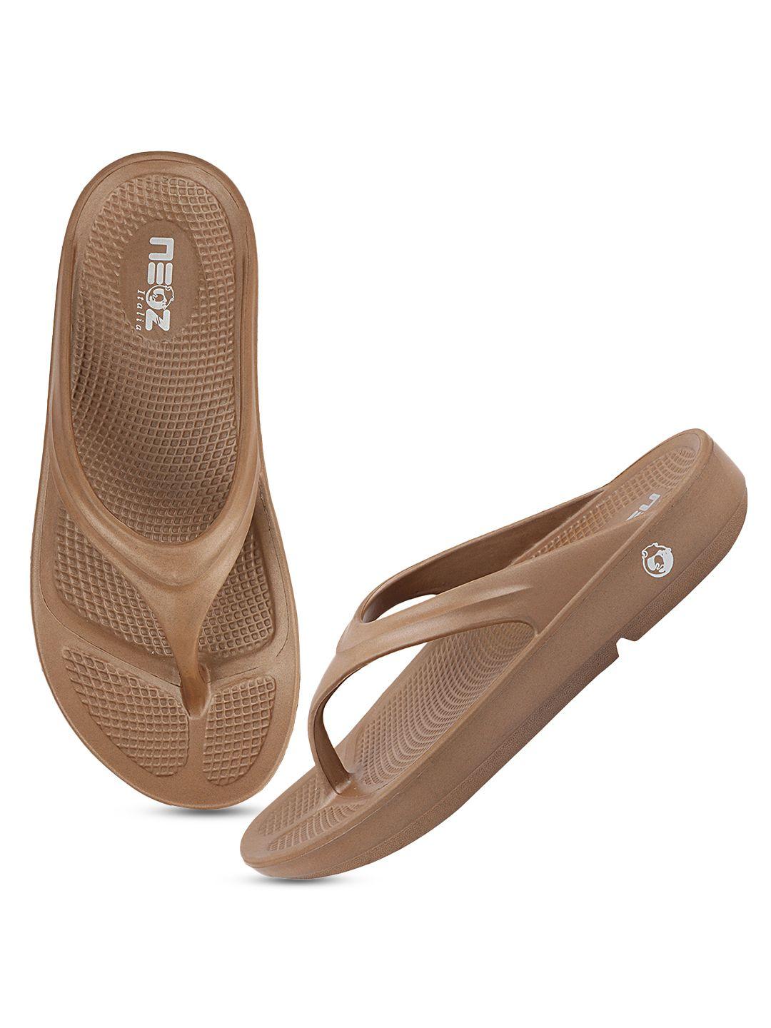 neoz women bronze-toned rubber thong flip-flops