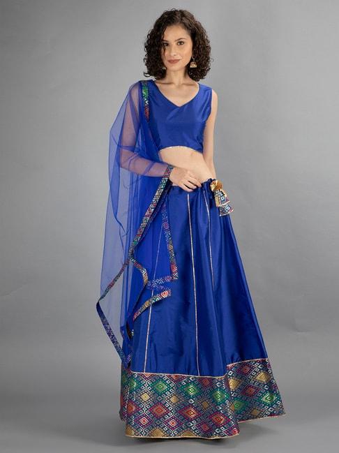 neudis blue geometric print lehenga blouse set with dupatta
