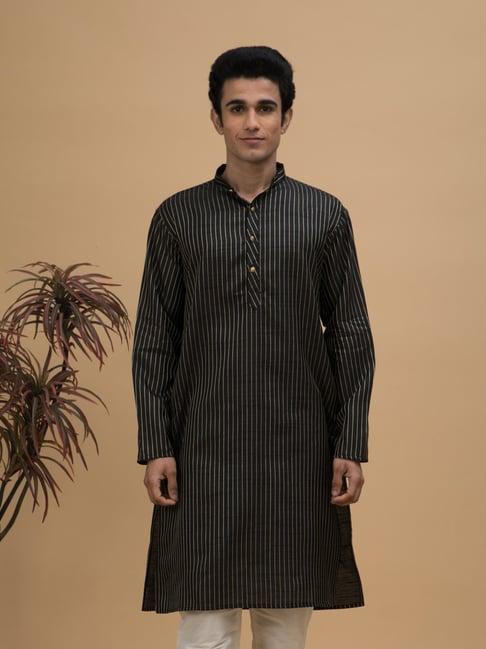 neudis black regular fit striped kurta