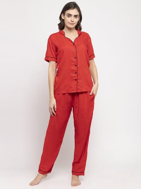 neudis red shirt with pyjamas