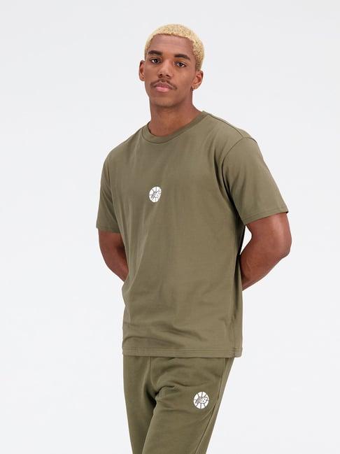 new balance brown regular fit printed crew t-shirt