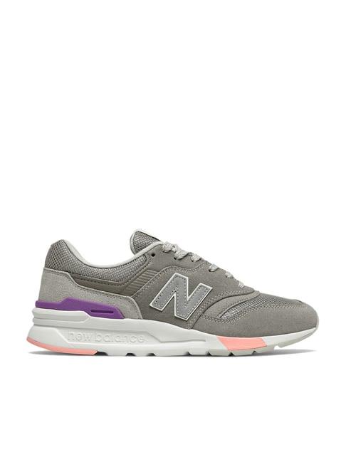 new balance women's grey running shoes