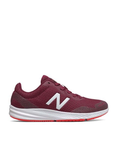 new balance women's maroon training shoes