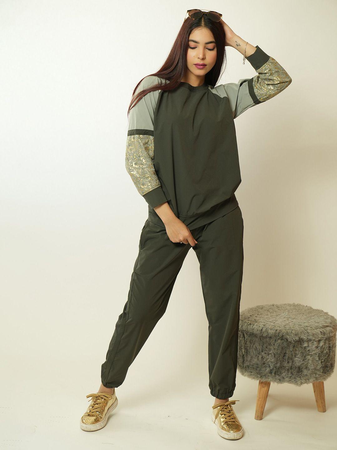 newd colourblocked round neck sweatshirt & joggers