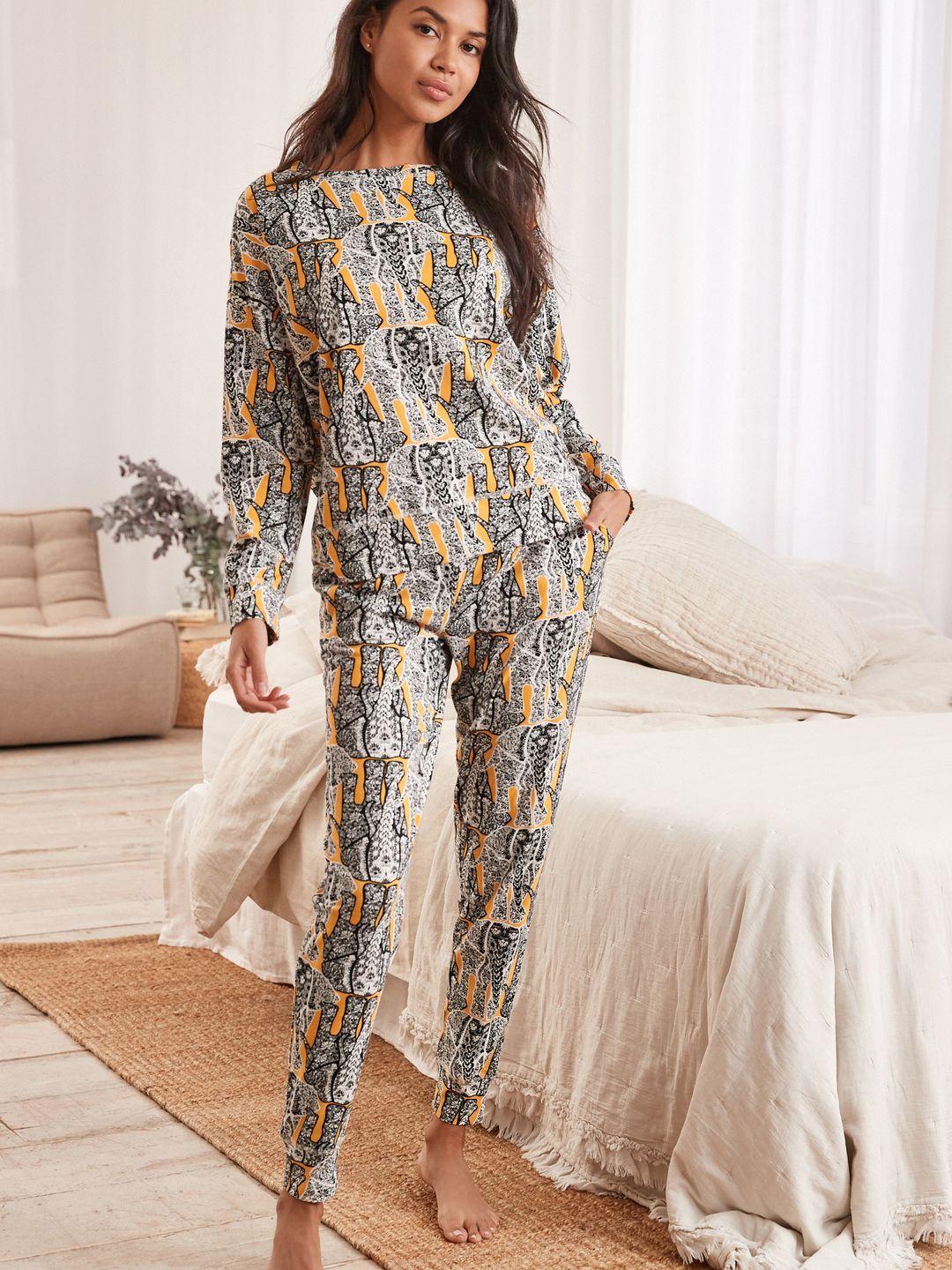 next women pure cotton printed pyjama set